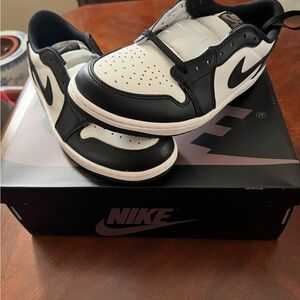 Jordan 1 low mocha Sz 10 new authentic